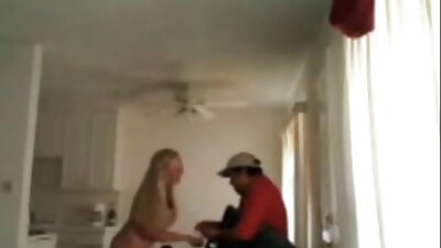 แม่บ้านซุกซน Cali Roses fucks ดู วิดีโอ โป๊ะ Tyler Steele.